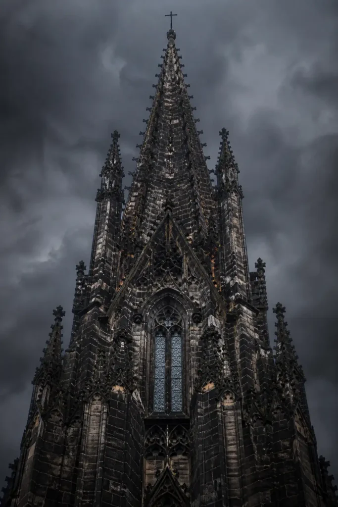 piedra oscura mostrando la clásica arquitectura de escocia.